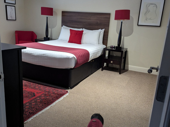 杜查理乡村庄园酒店主图