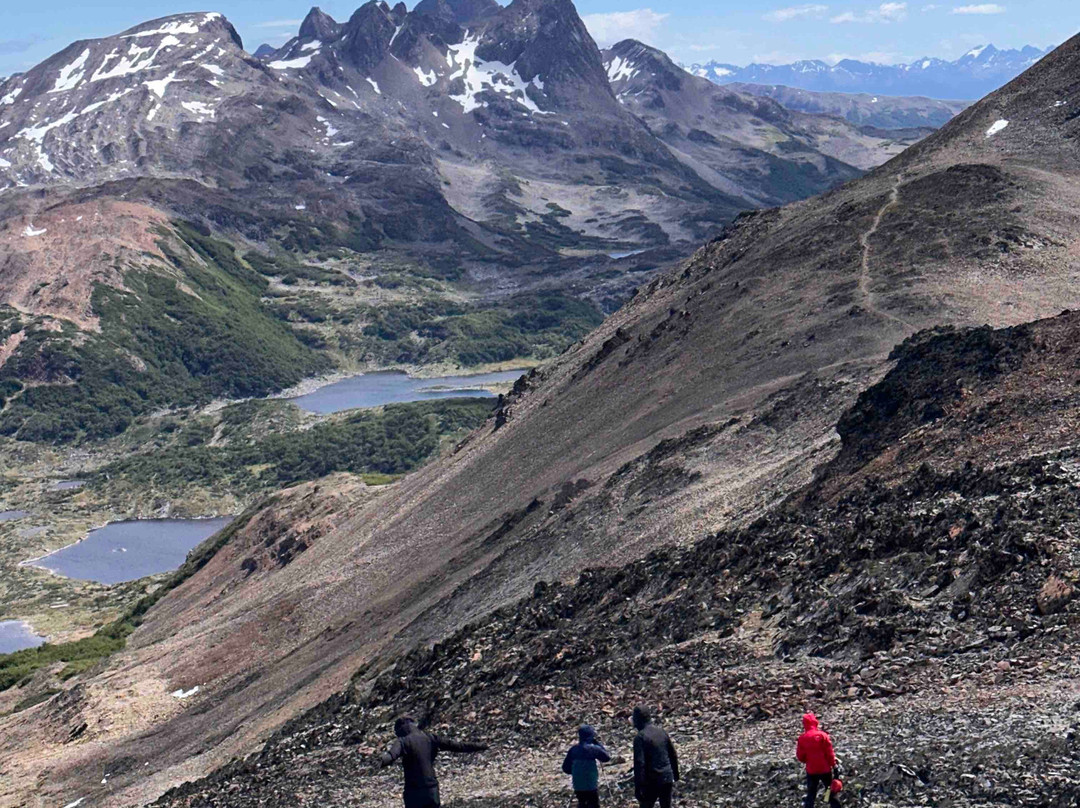 Explora Isla Navarino-Puerto Williams必去景点