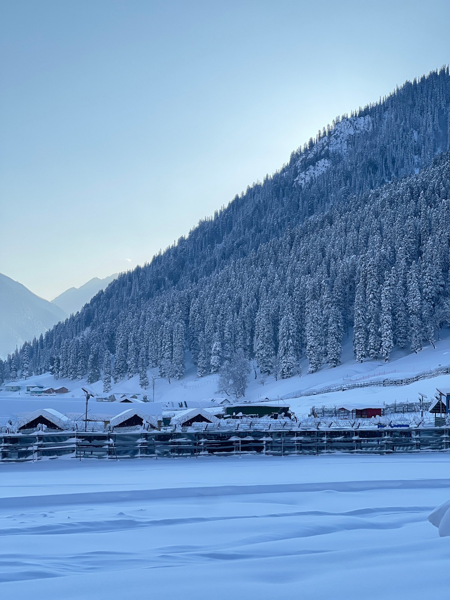 Country Inn & Suites by Radisson Sonamarg-官方