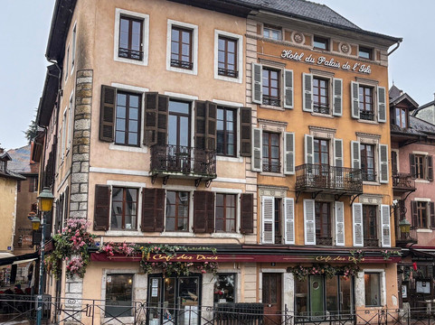 小岛宫-安纳西必去景点