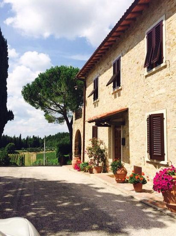 Casa Emma wine tasting-巴尔贝里诺瓦尔德尔萨必去景点