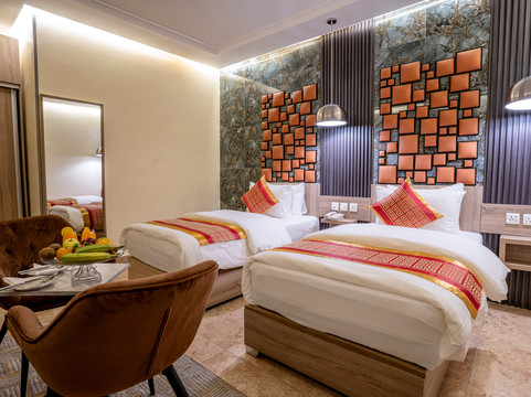 P夸特罗休闲酒店主图