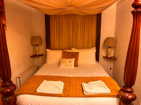 Parlors Hall Hotel主图