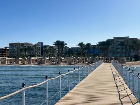 普瑞米尔雷夫水疗酒店-限成人入住-泳池