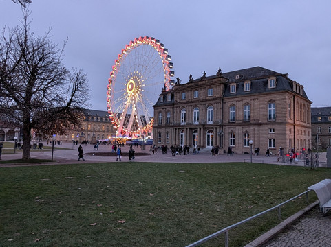斯图加特王宫广场-斯图加特必去景点