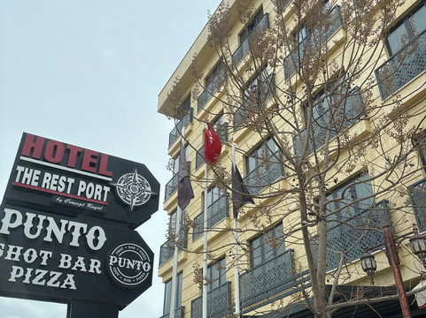 休憩港酒店主图