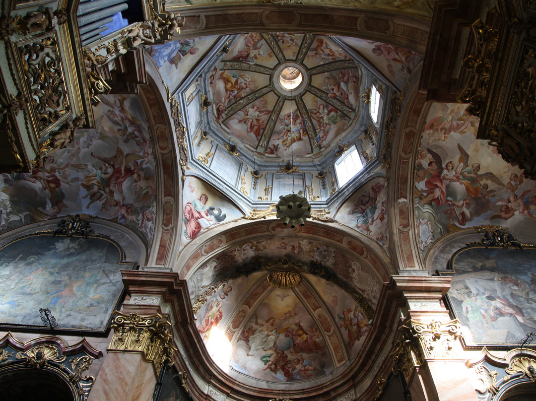 Basilica di San Giulio-奥尔塔圣朱利奥必去景点
