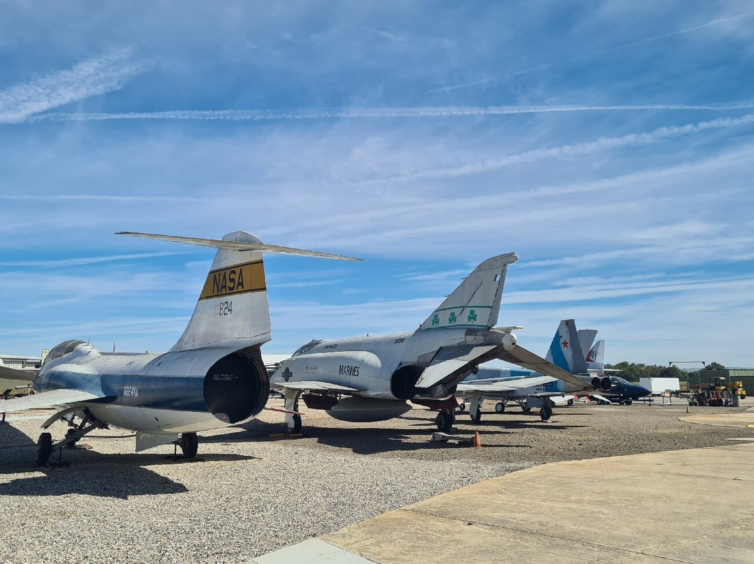 Estrella Warbird Air Museum-帕索罗布尔斯必去景点