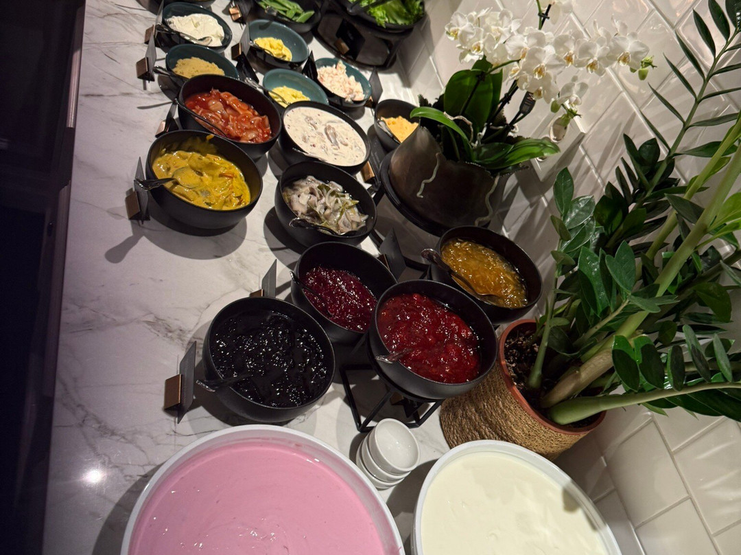 维多利亚酒店主图