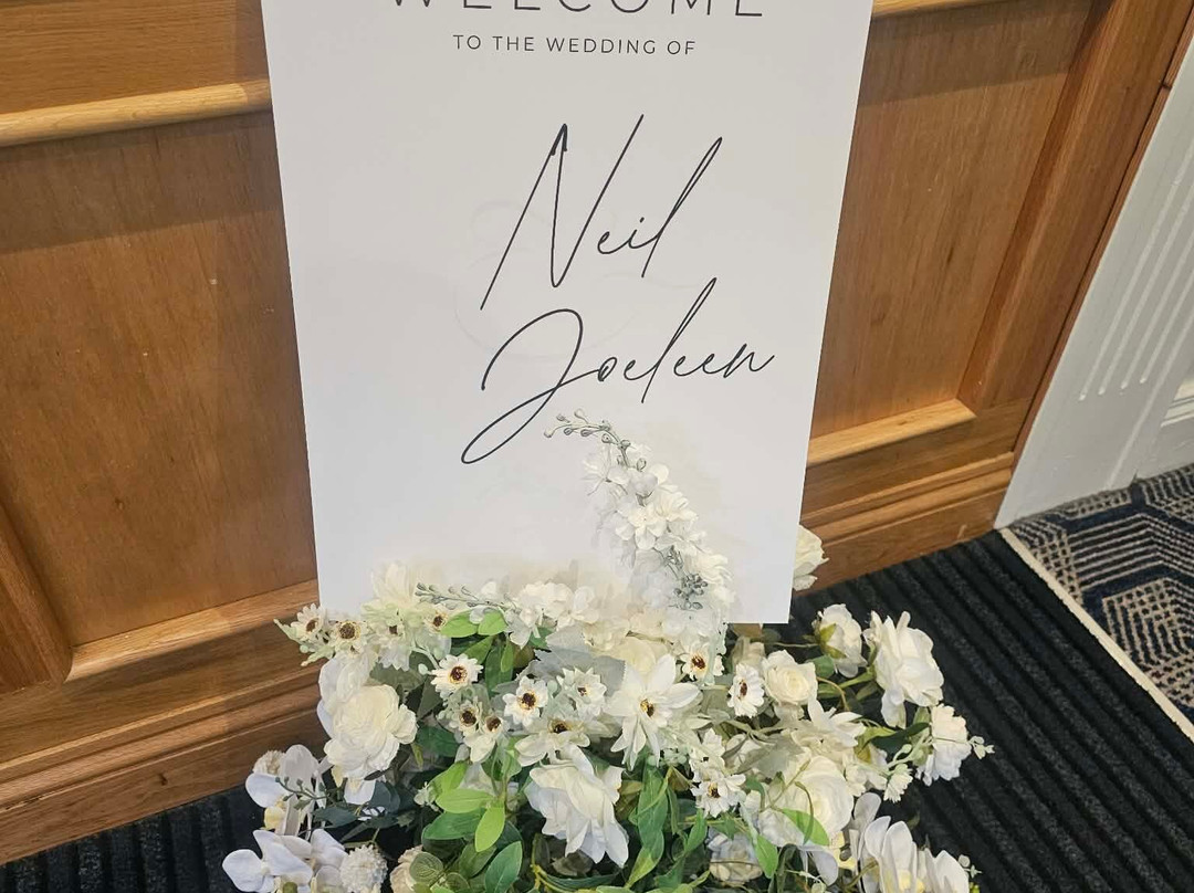 山毛榉草坪别墅酒店主图