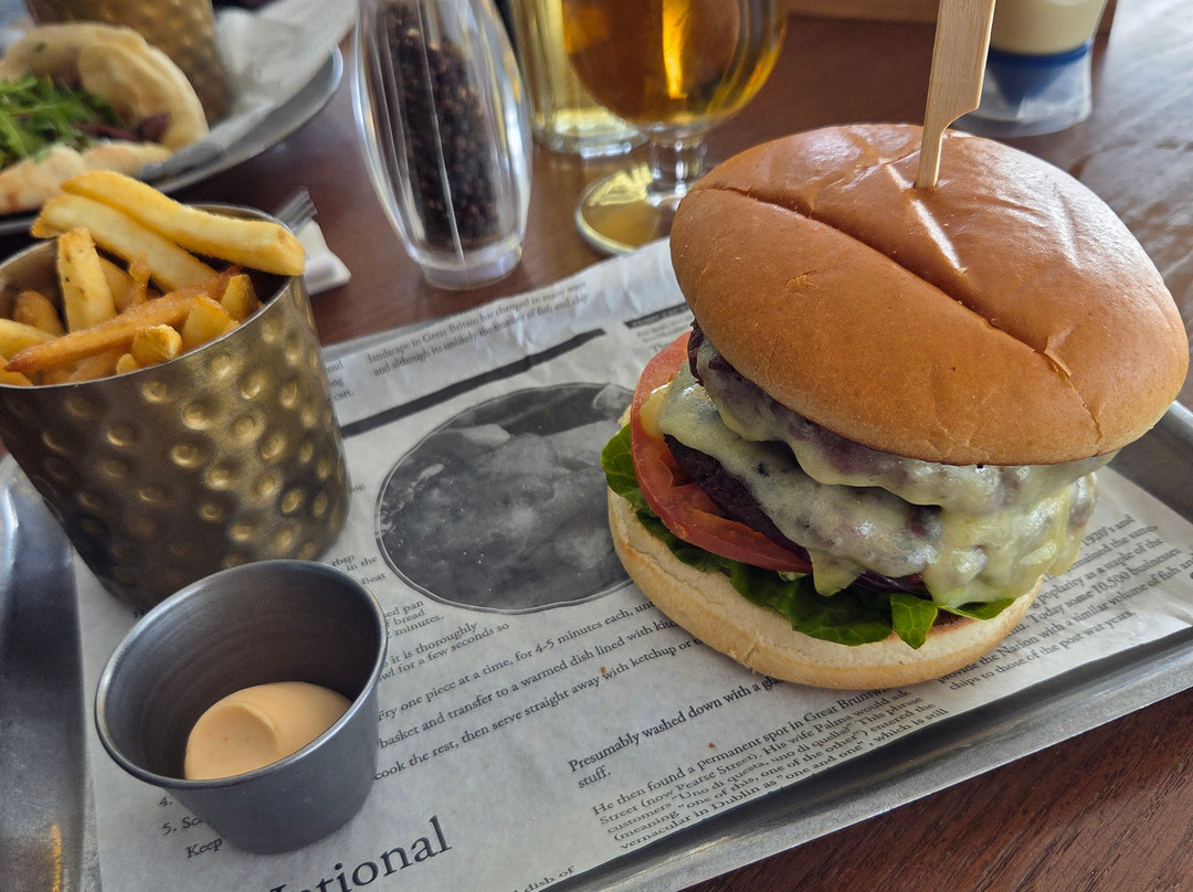 伦敦希思罗机场5号航站楼提斯特尔酒店主图