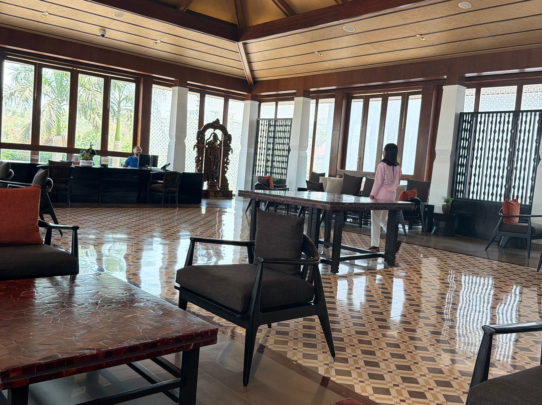 坎多林希尔顿果阿度假村酒店主图