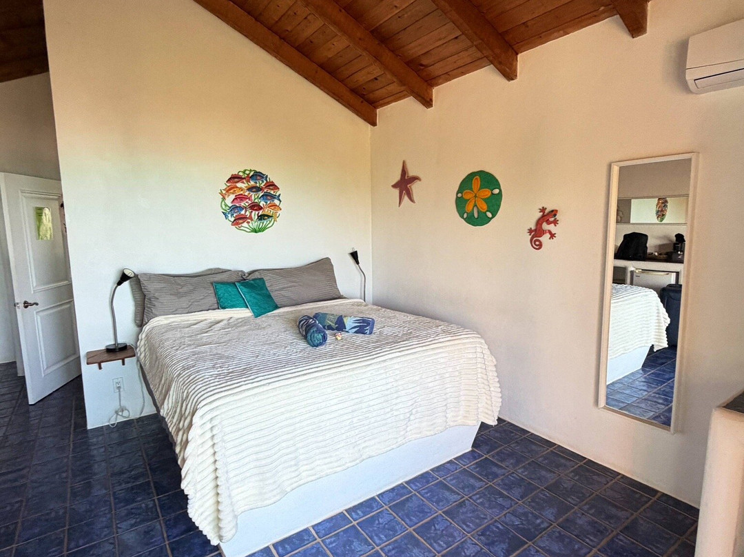 Shannas Cove Resort主图