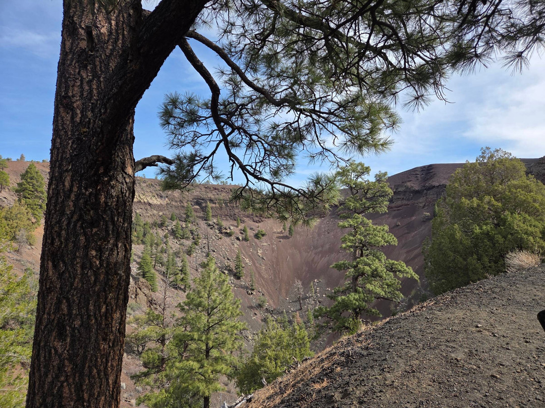 Land of Fire & Ice (Bandera Volcano & Ice Cave)-Grants必去景点