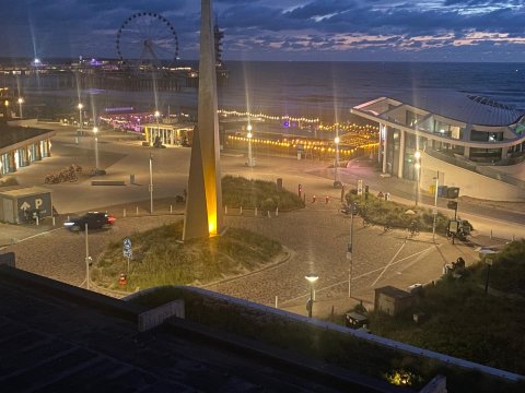 卡尔顿海滩酒店-旅行者