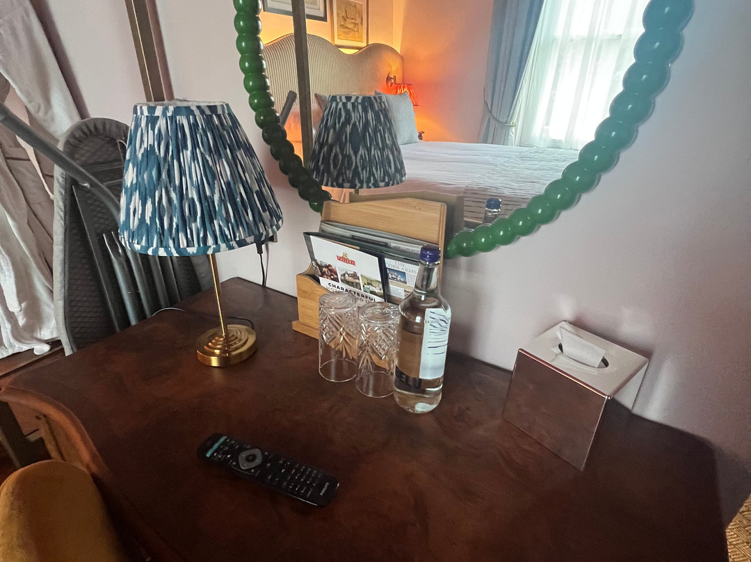 布尔酒店主图