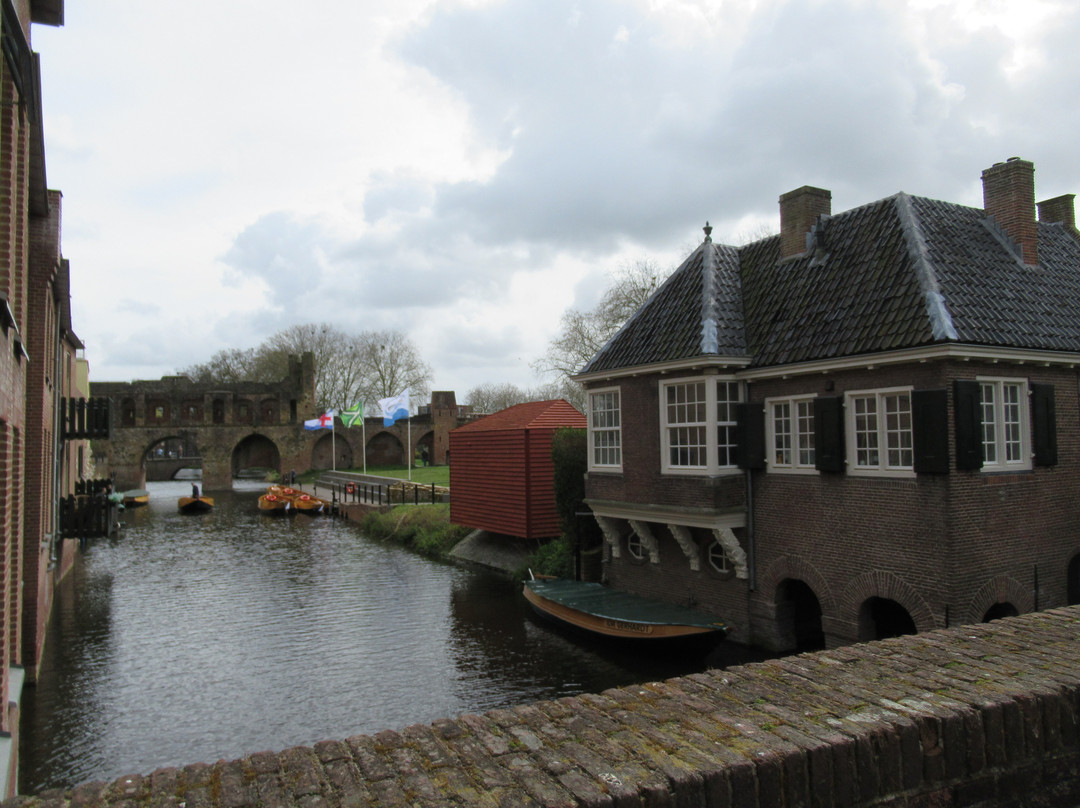 Leeuwenhuisje