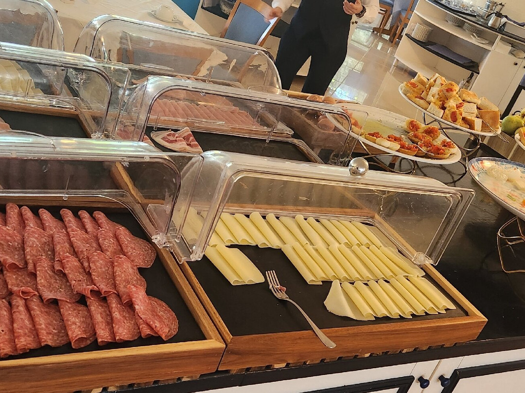 德尔莱万特酒店主图