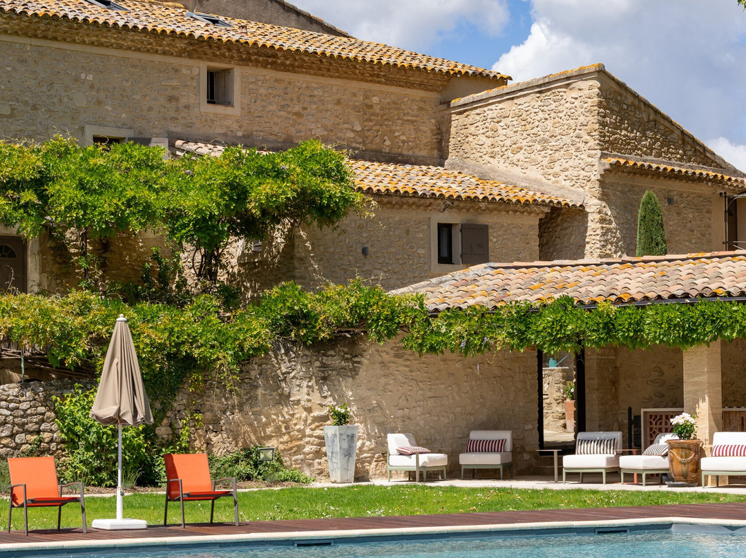 Hotel Restaurant le Mas de Guilles主图