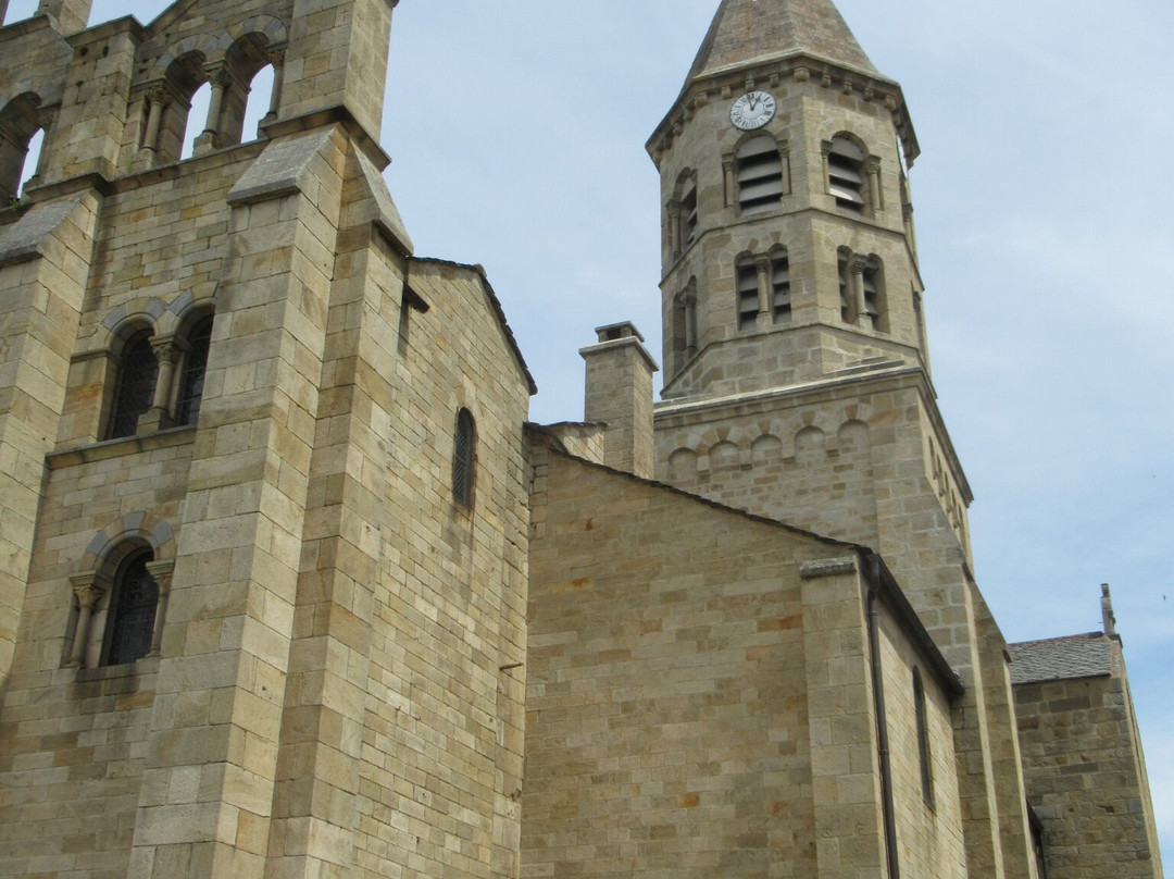 Eglise Saint-Julien-Saint-Julien-Chapteuil必去景点