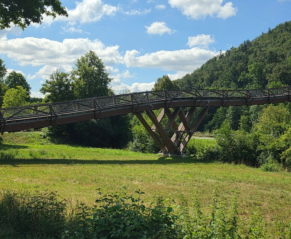 Holzbrücke Tatzlwurm-Essing必去景点
