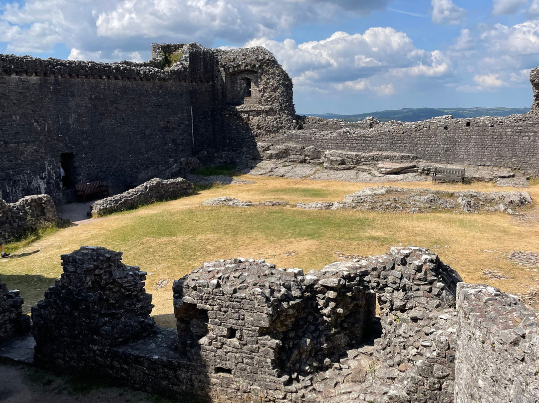 Castell Carreg Cennen-兰代洛必去景点