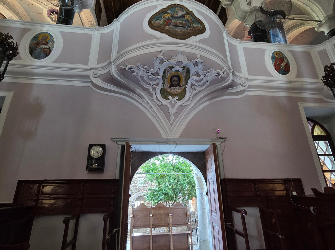 Panagia Glykofilousa-Petra必去景点