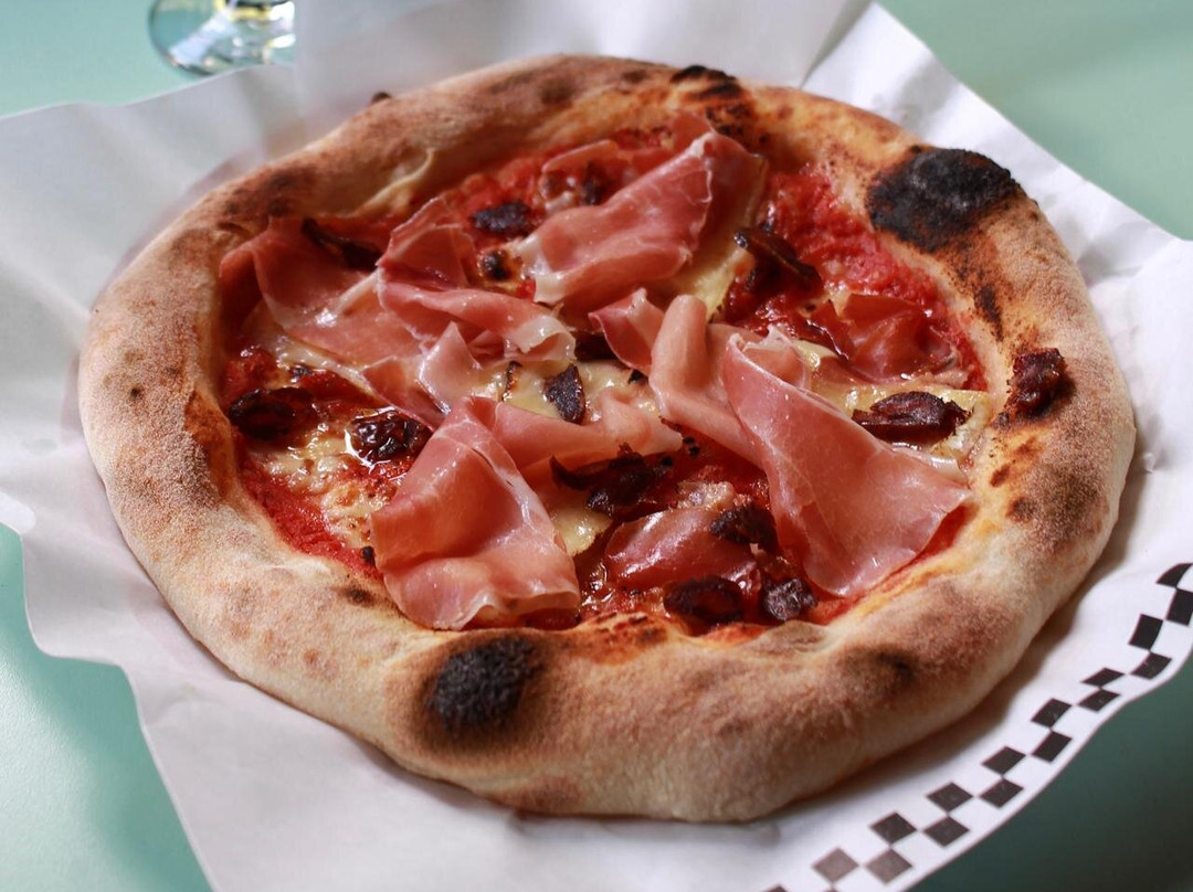 Naco Pizzas