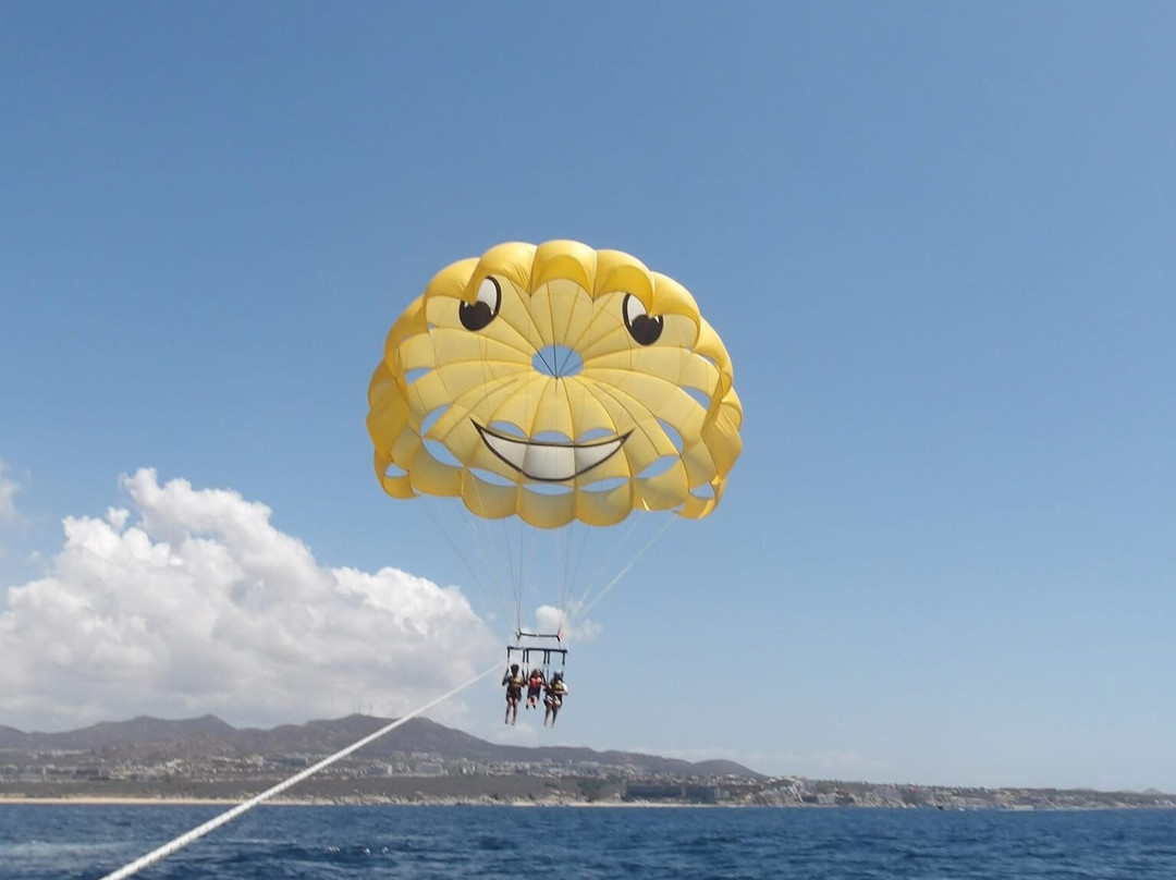 Happy Flights Cabo Parasailing-卡波圣卢卡斯必去景点