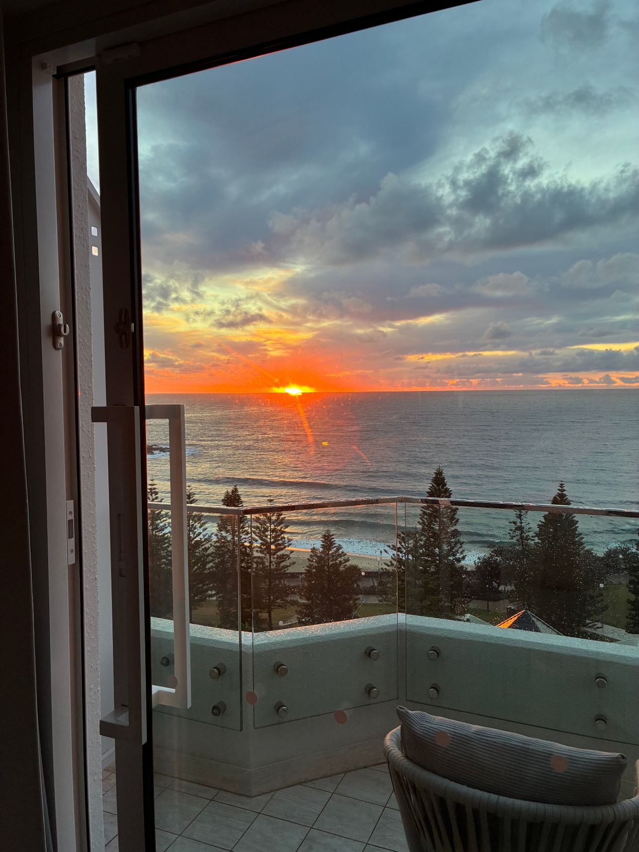 悉尼Coogee海滩洲际酒店-旅行者