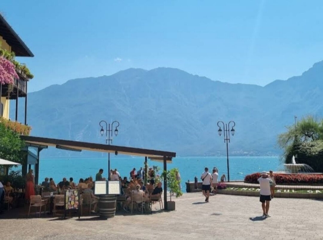 Fontana sul lago-利莫内必去景点