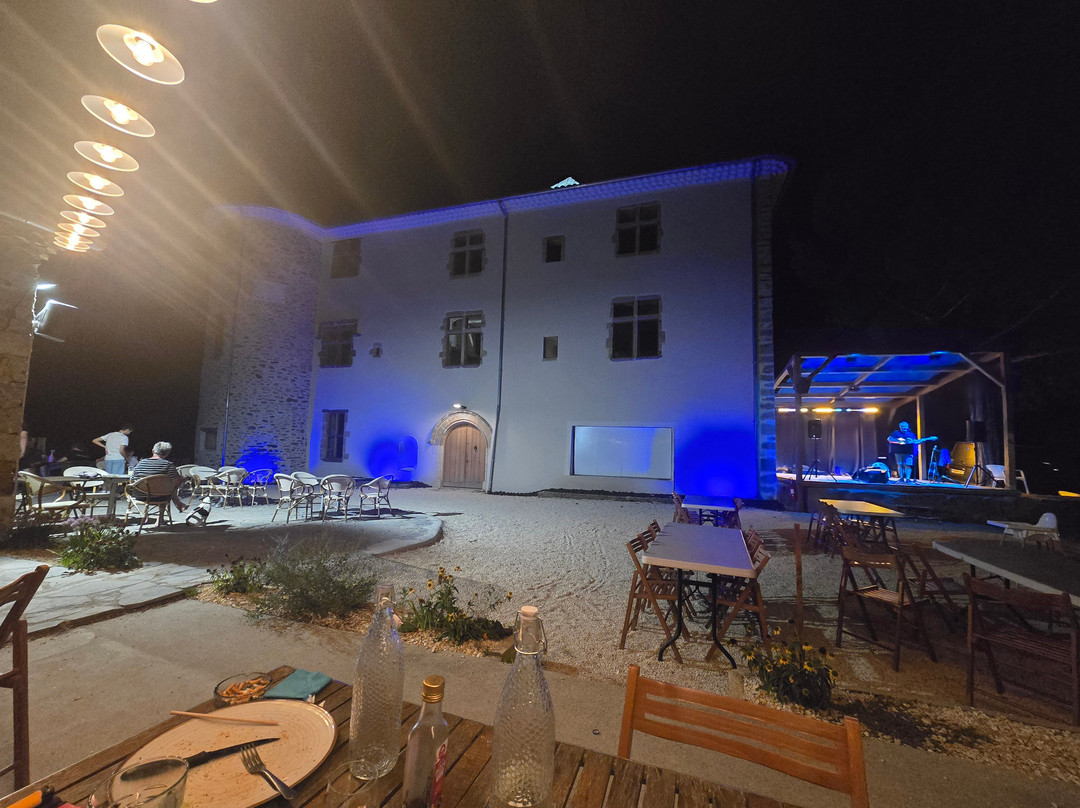 Camping Château de l'Hom