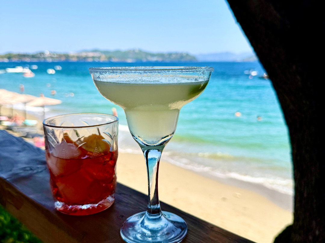 瓦希利亚斯海滩酒店主图