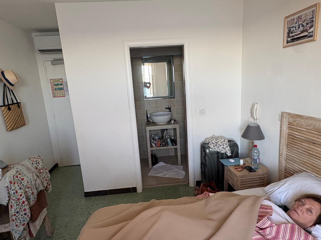 普拉日拱廊酒店主图