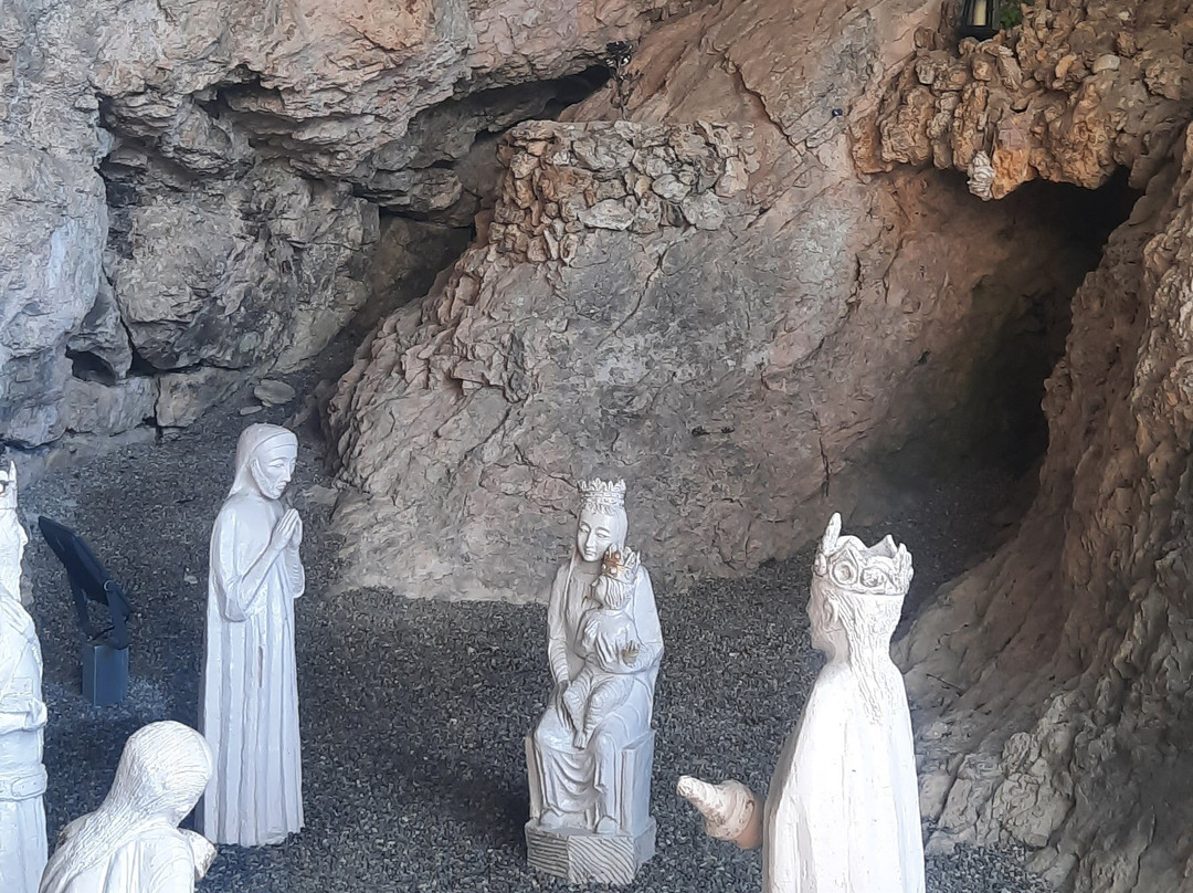 Eremo di Santa Caterina del Sasso-Leggiuno必去景点