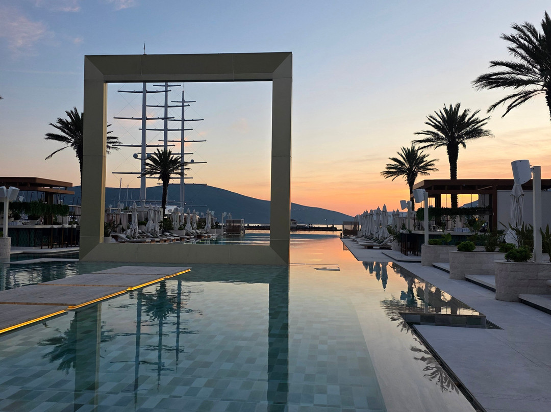 Aura Beach Montenegro-Tivat必去景点