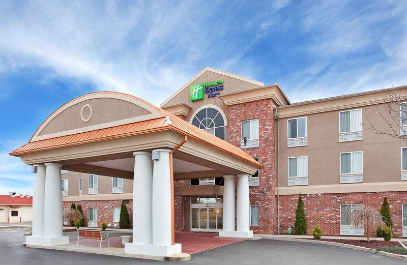 Bonne Terre酒店住宿-Holiday Inn Express & Suites Farmington By IHG