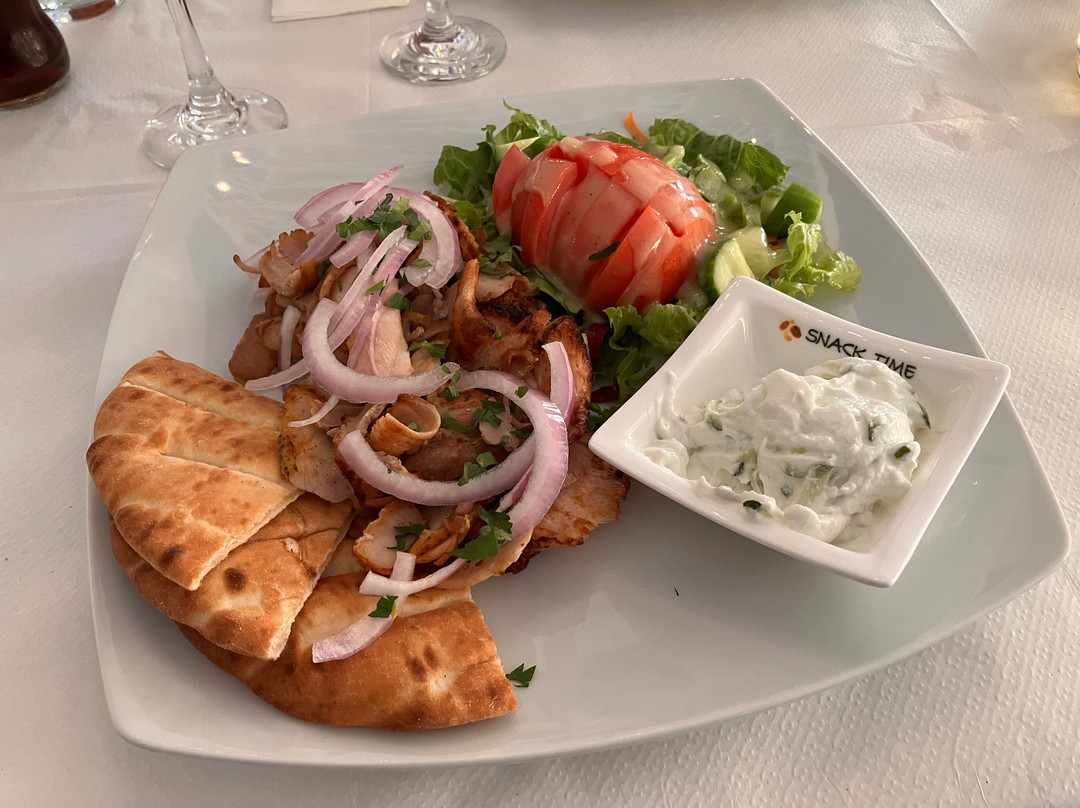 Aris Taverna - Traditional Greek Cuisine Ixia