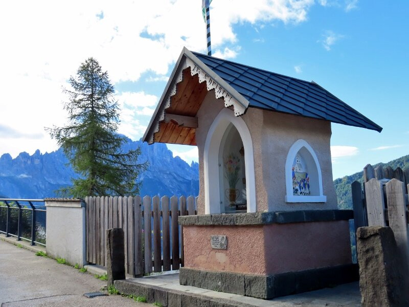 Capitello del Sacro Cuore-Colle Santa Lucia必去景点