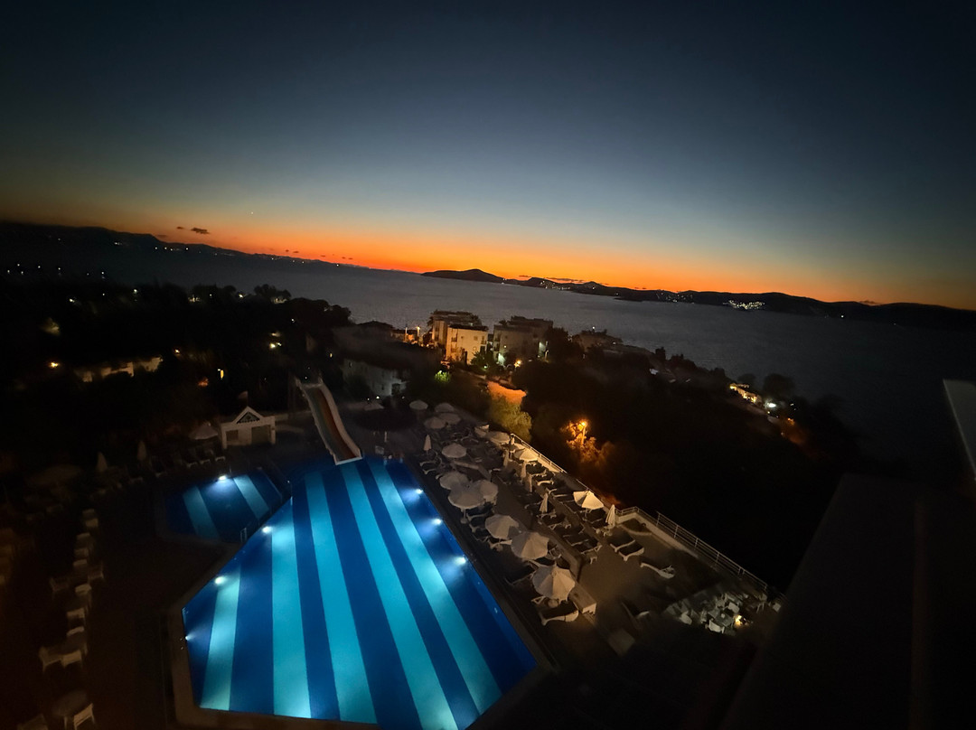 Roseira Beach Resort主图