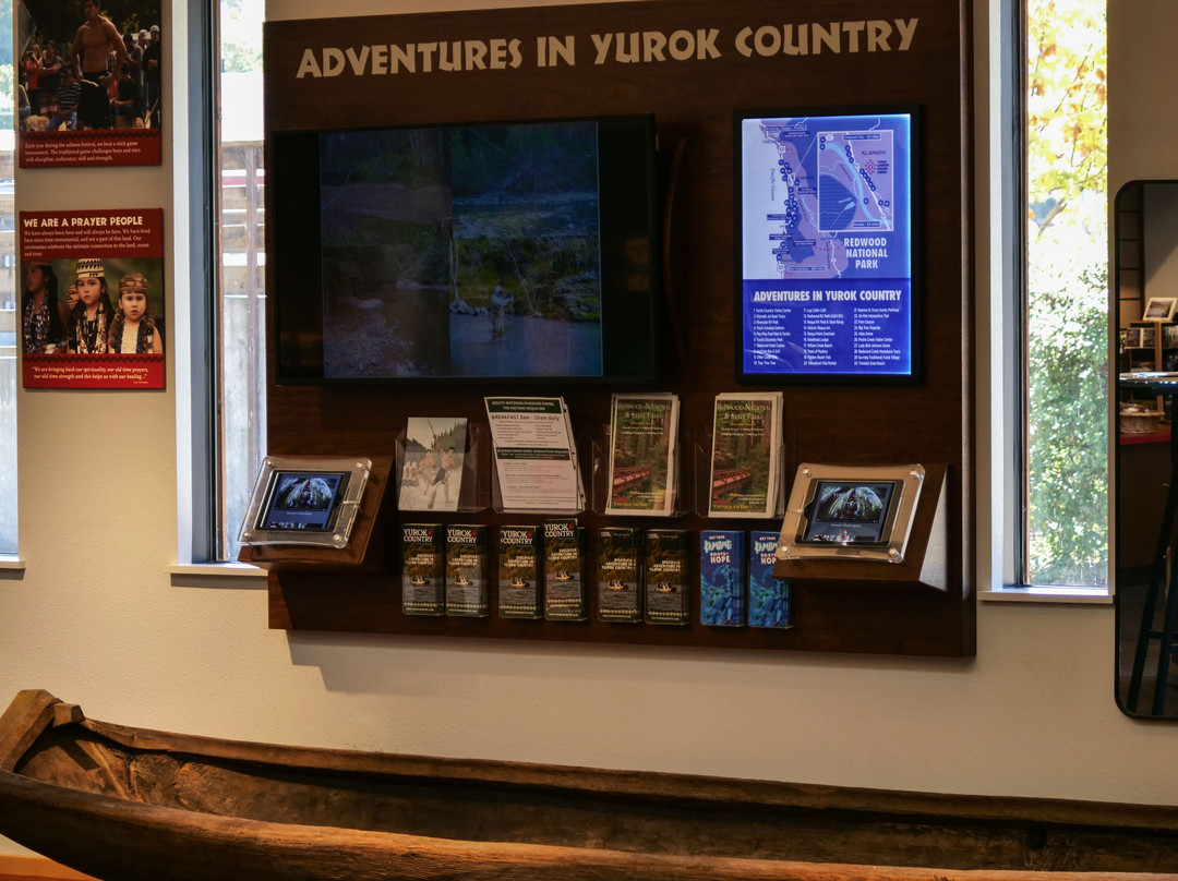 Yurok Country Visitor Center-克拉马斯必去景点