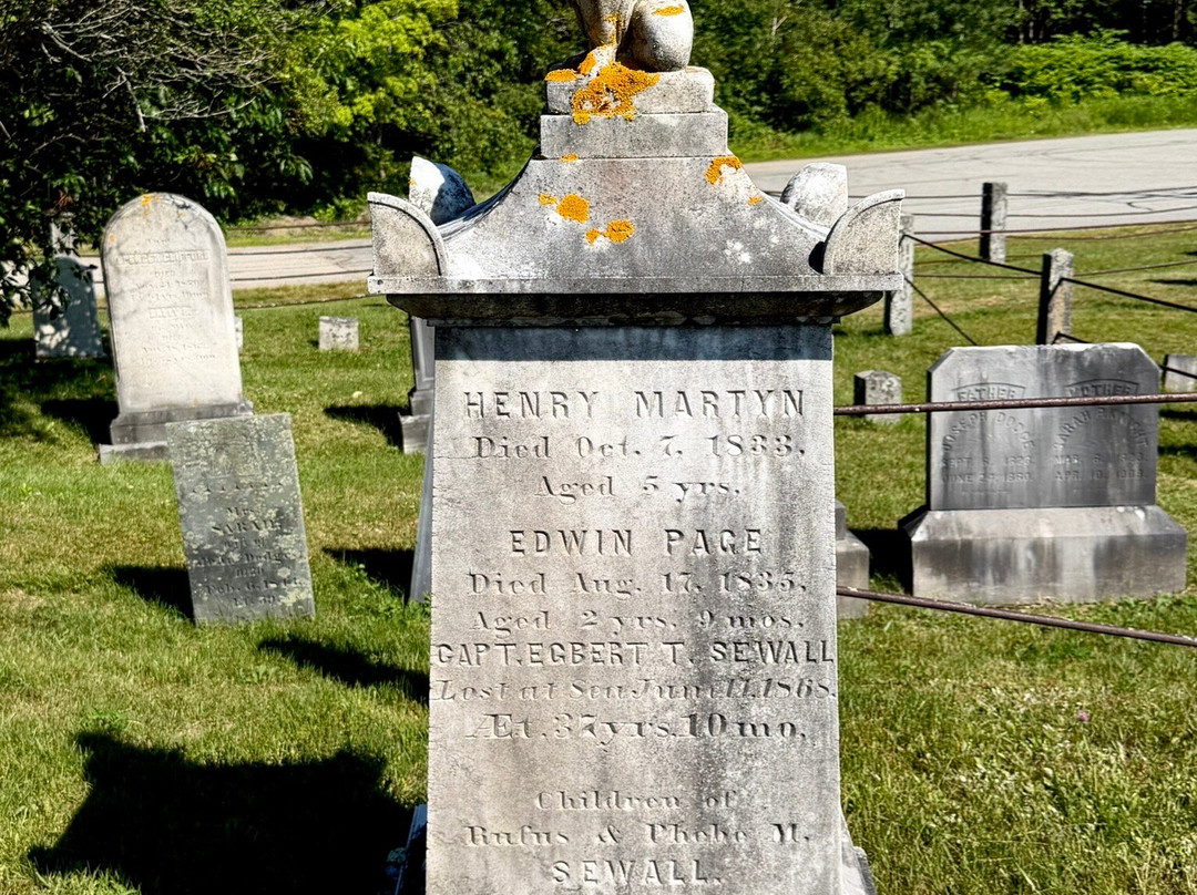 North Edgecomb Cemetery-Edgecomb必去景点