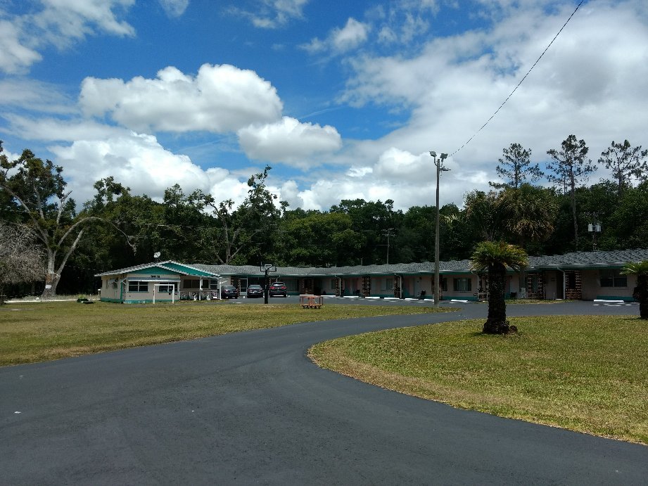 Rainbow Fountain Motel-官方
