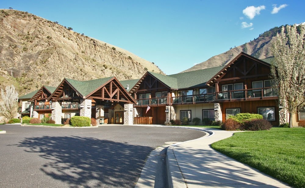 Salmon Rapids Lodge-官方