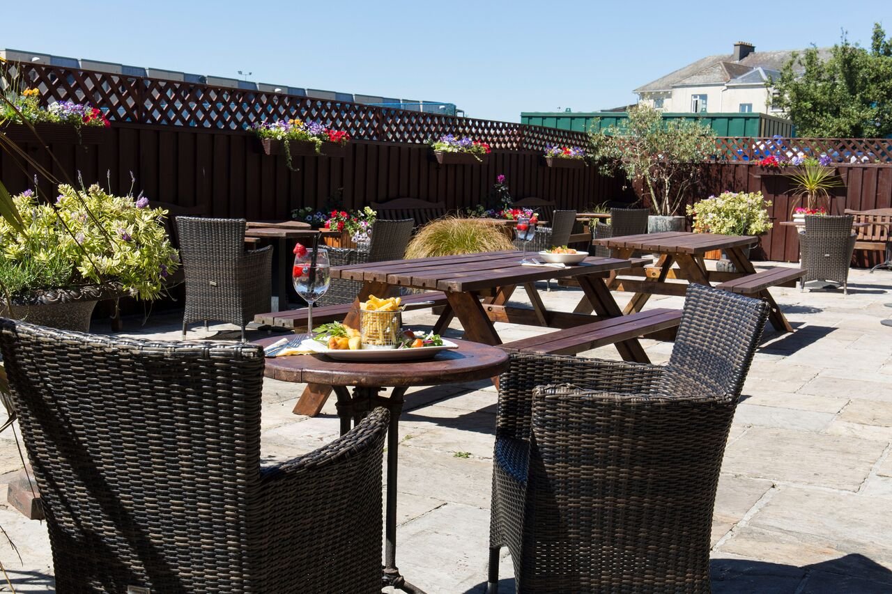 Lawlor's Hotel Dungarvan-官方