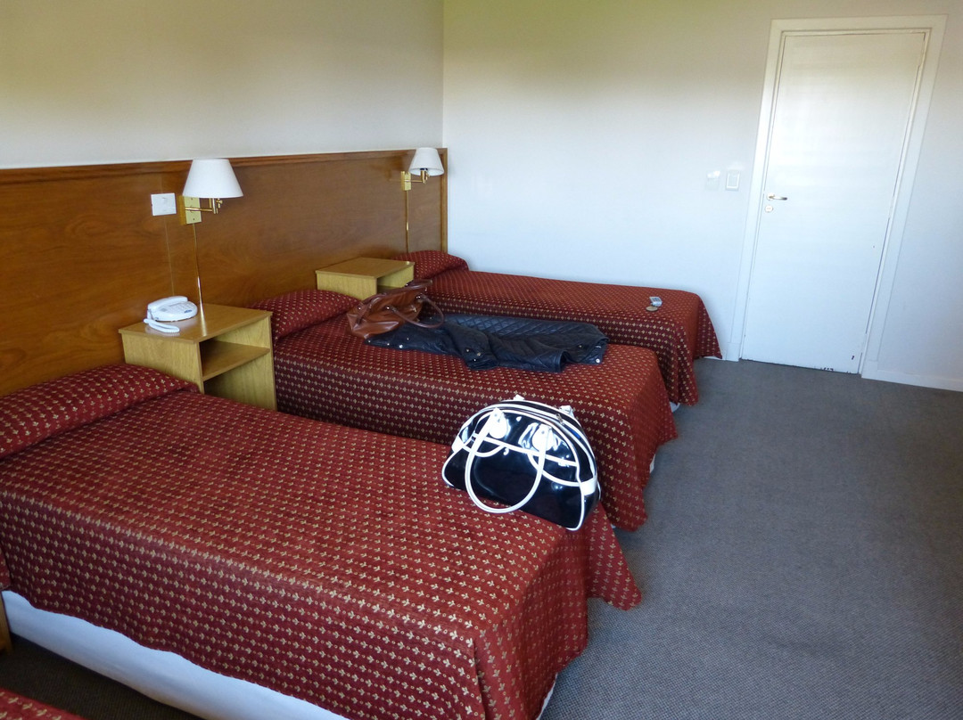 坦迪尔酒店住宿-Hotel Mirasierras