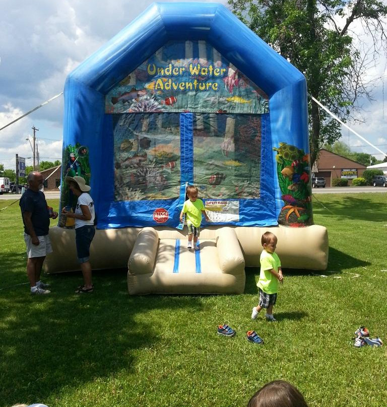 Chisago City Farmers Market景点图片