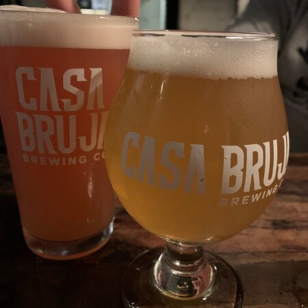 Casa Bruja Brewing Co景点图片