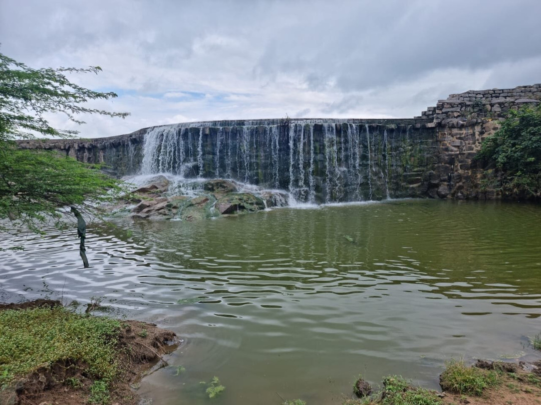 Nanajipur Waterfalls景点图片