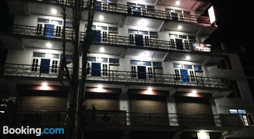 Highway Inn Homestay